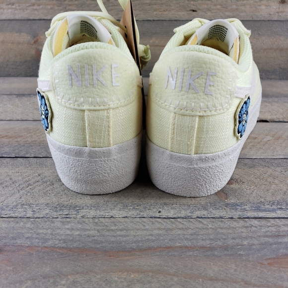 Nike Women's Blazar Low Platform SE NN Casual Shoes Sneakers - Picture 5 of 11